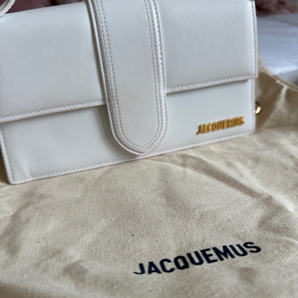 Jacquemus ‘Le Grand Bambino’ Bag - White - With Dust Bag + Extra Gold Strap - Picture 5 of 6